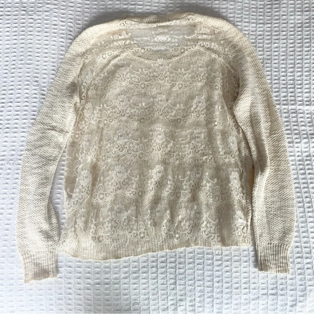 Subtle luxury cream eyelash lace back cotton sweater size XS